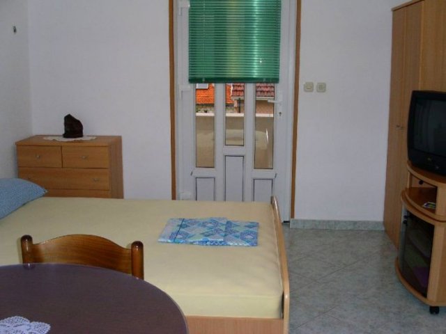 Apartments Janez - Postira-Brač AP Iris (2+1)