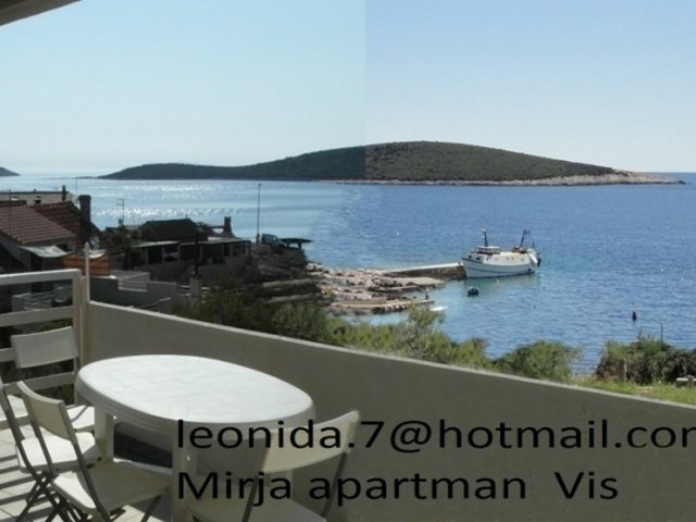 Mirja Apartment, island VisRukavac, sea view-50m,air conditioner,WiFi,